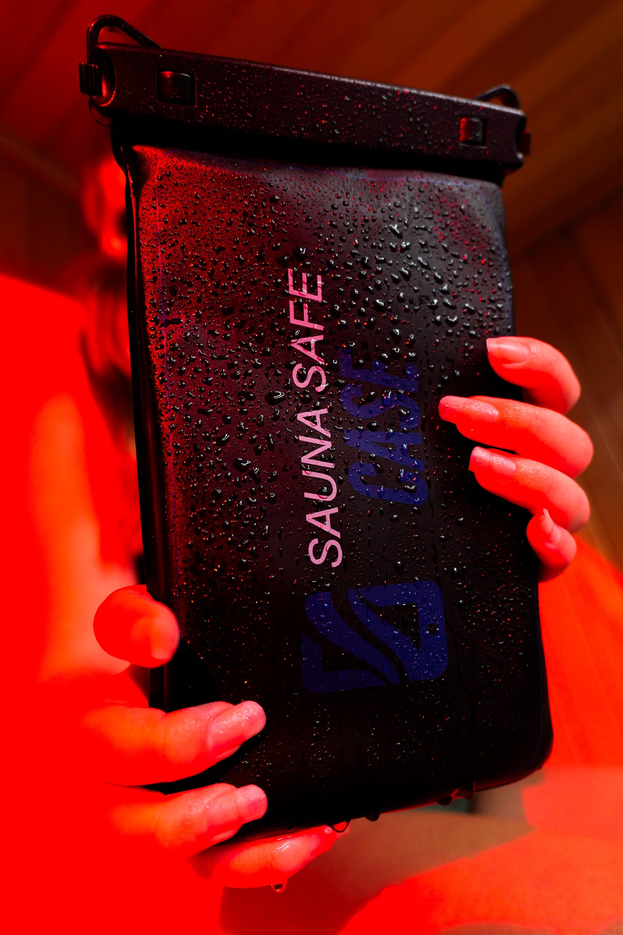 SaunaSafeCase - Protect Your Phone in the Sauna SaunaSafeCase - Protect Your Phone in the Sauna